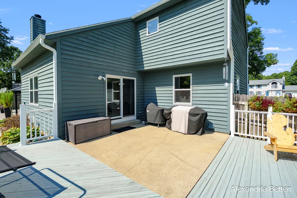 306 Hidden Forest Lane Battle Creek, MI 49014