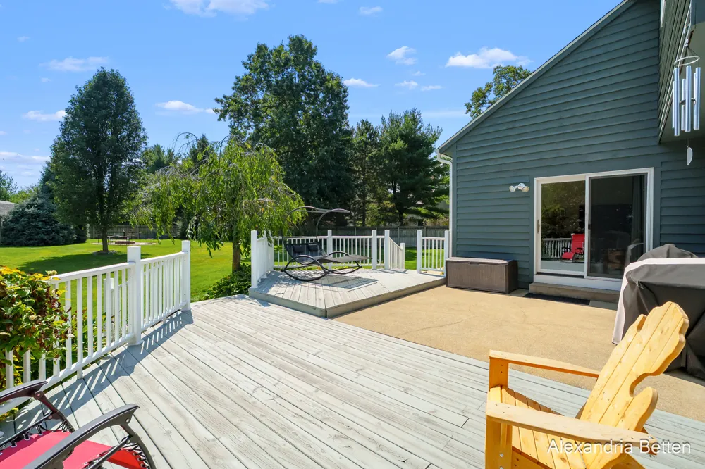 306 Hidden Forest Lane Battle Creek, MI 49014