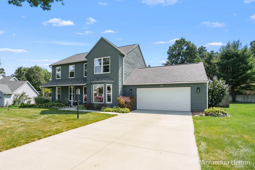 306 Hidden Forest Lane Battle Creek, MI 49014