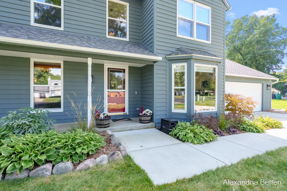 306 Hidden Forest Lane Battle Creek, MI 49014
