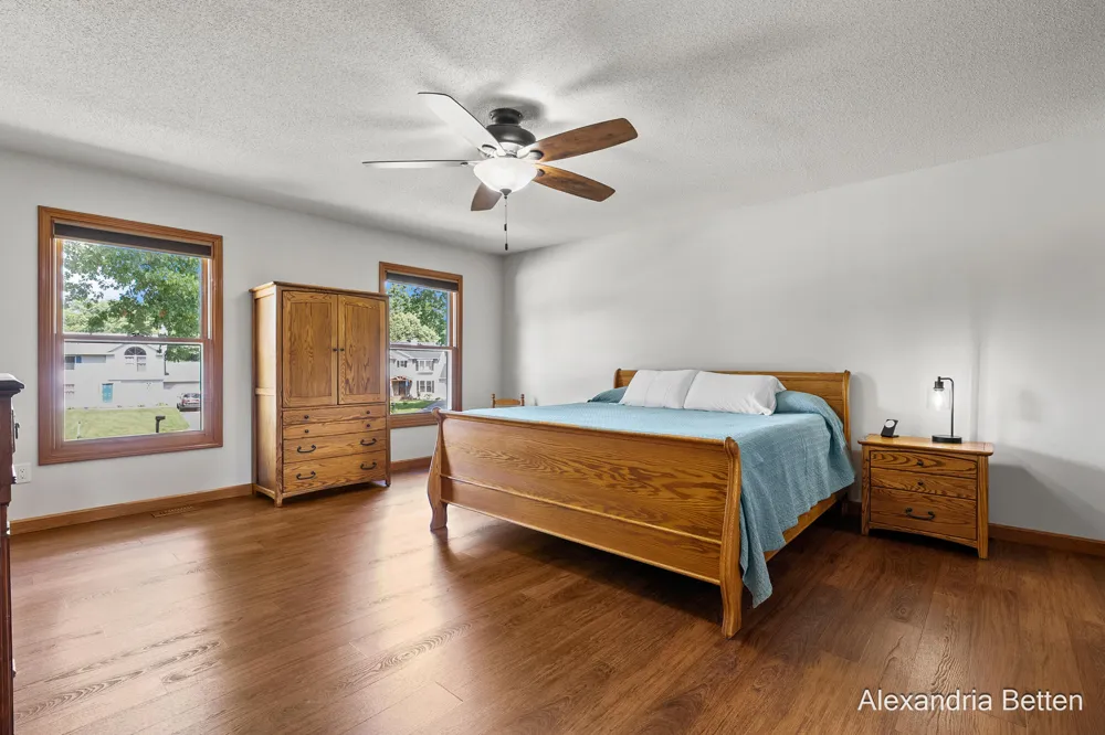 306 Hidden Forest Lane Battle Creek, MI 49014