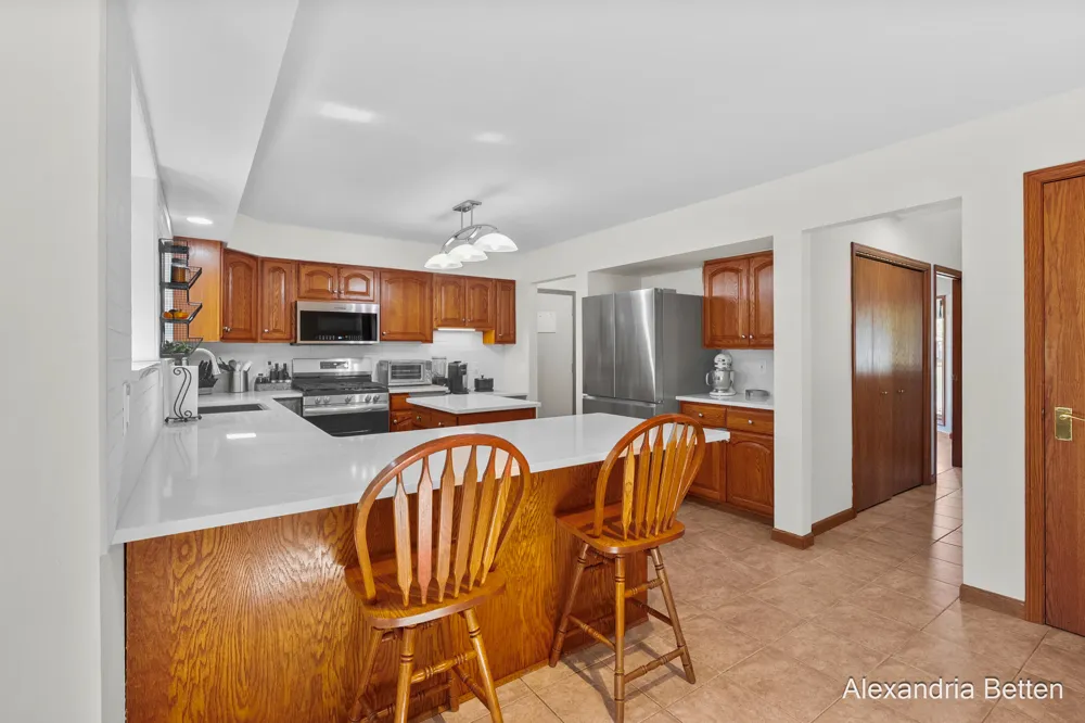 306 Hidden Forest Lane Battle Creek, MI 49014