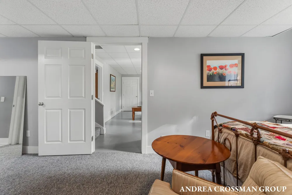 1094 68th Street SE Grand Rapids, MI 49508