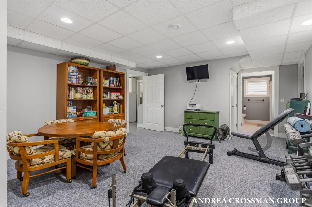 1094 68th Street SE Grand Rapids, MI 49508