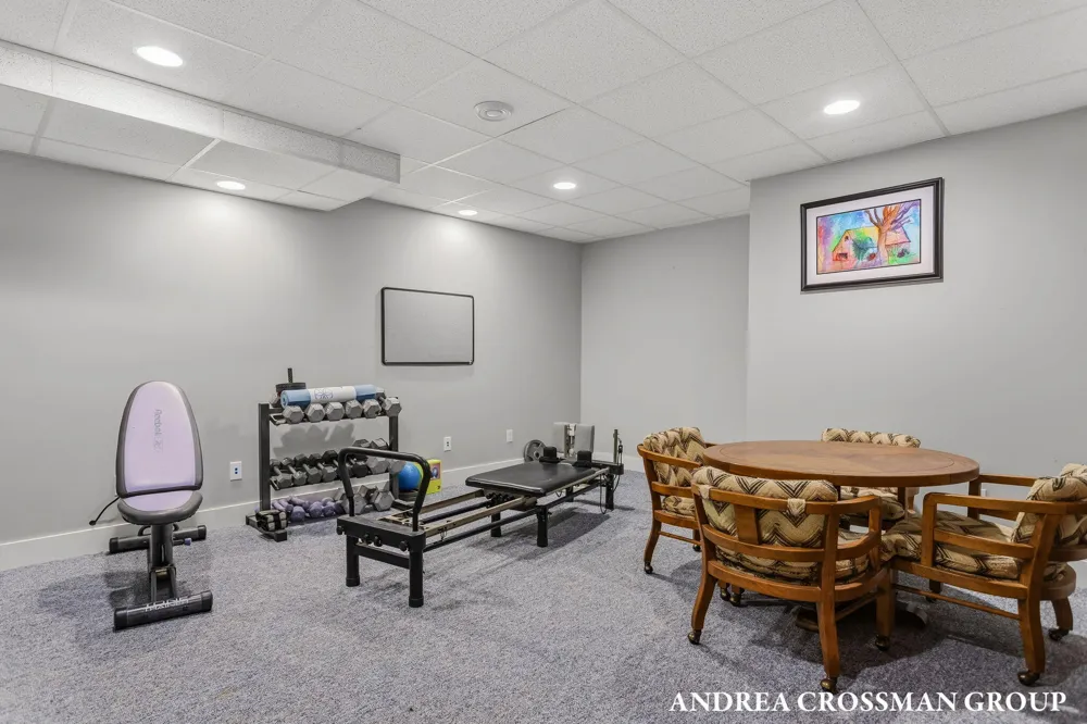 1094 68th Street SE Grand Rapids, MI 49508