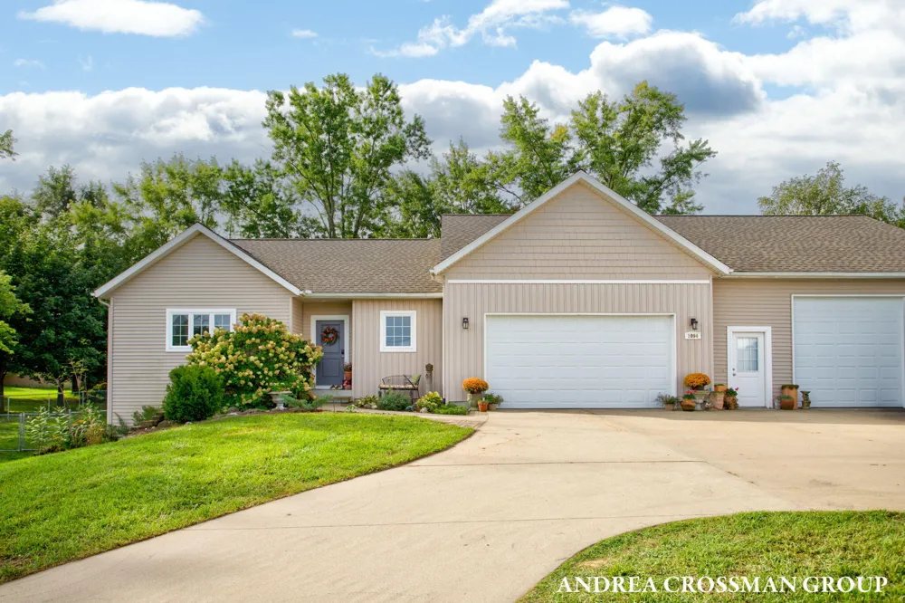 1094 68th Street SE Grand Rapids, MI 49508