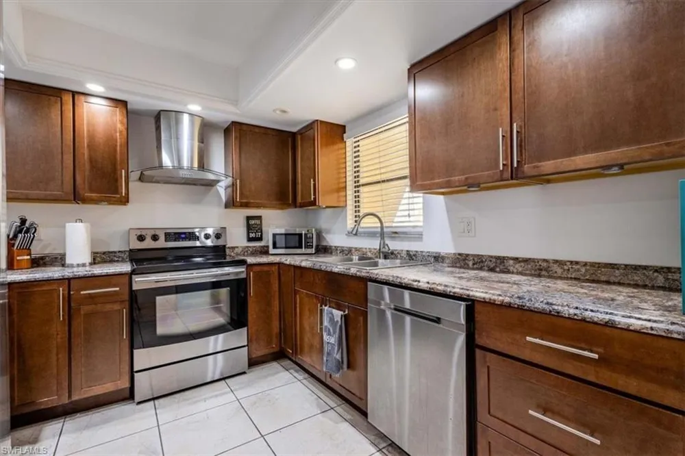 8751 Lateen Lane #102 Fort Myers, FL 33919