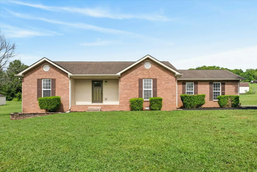 1141 Old Mack Rd Clarksville, TN 37040