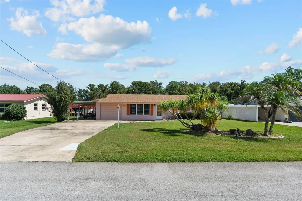 1630 PARADISE LANE Astor, FL 32102
