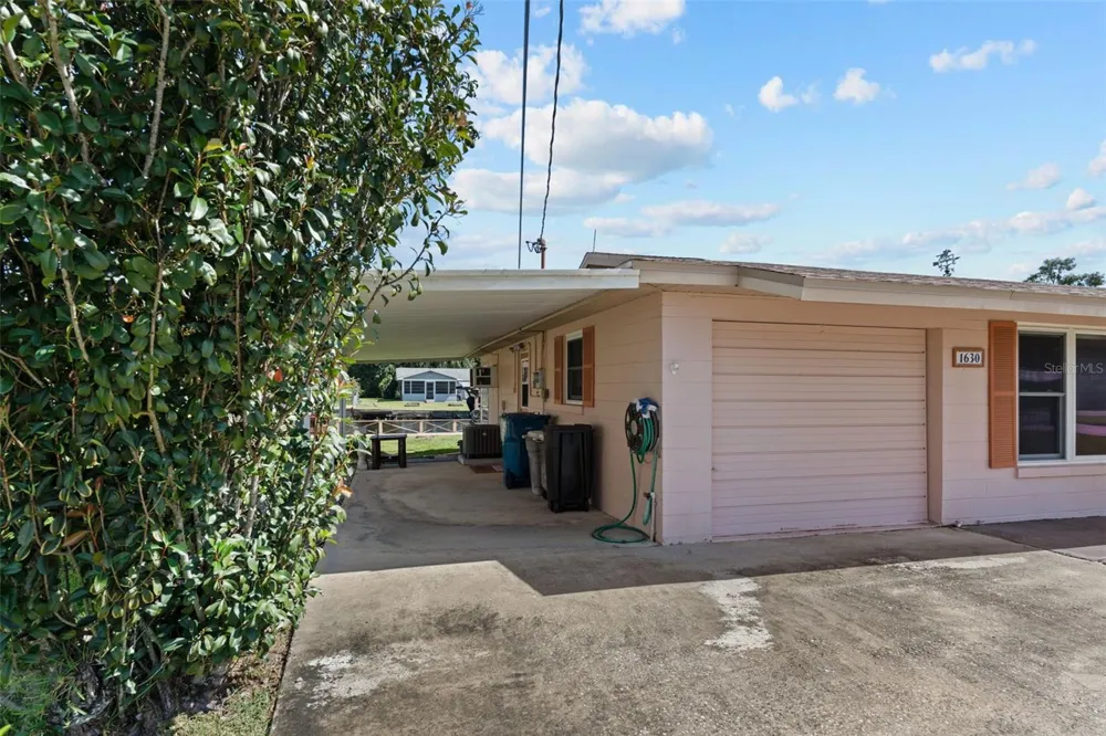 1630 PARADISE LANE Astor, FL 32102