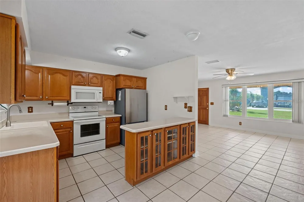 1630 PARADISE LANE Astor, FL 32102