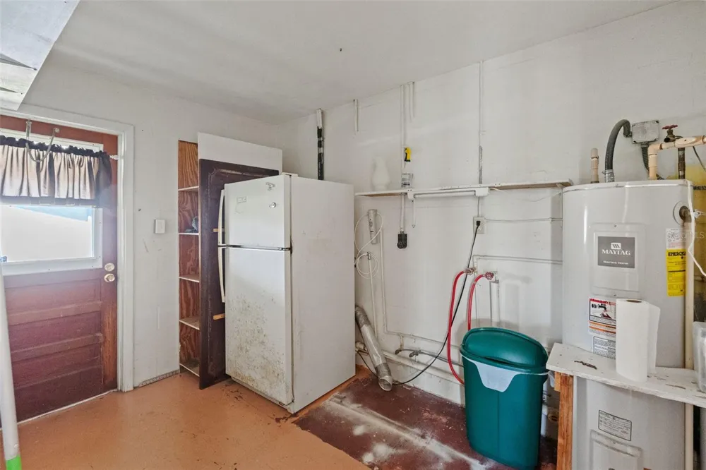 1630 PARADISE LANE Astor, FL 32102