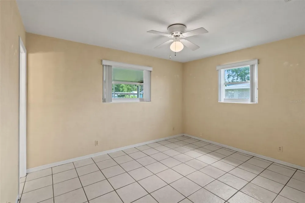 1630 PARADISE LANE Astor, FL 32102