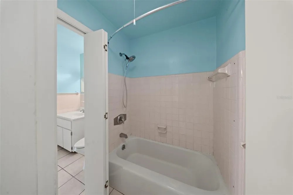 1630 PARADISE LANE Astor, FL 32102