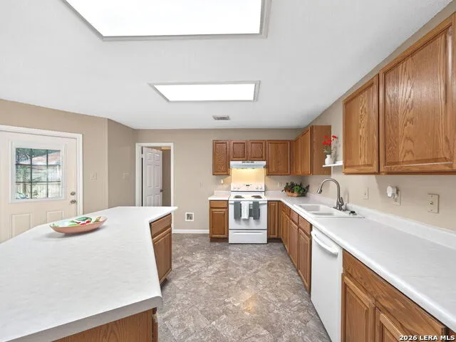 1076 BOXER PASS DR Schertz, TX 78154