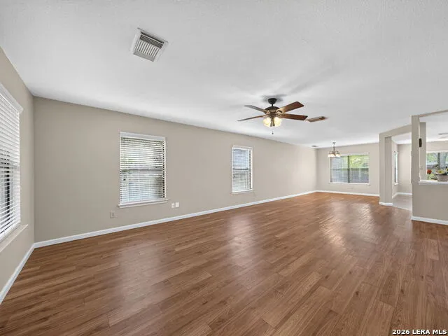 1076 BOXER PASS DR Schertz, TX 78154