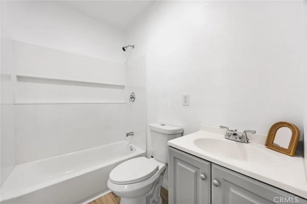 346 Tyree Toliver Street Bakersfield, CA 93307