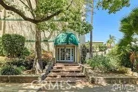 277 Pleasant Street #206 Pasadena, CA 91101
