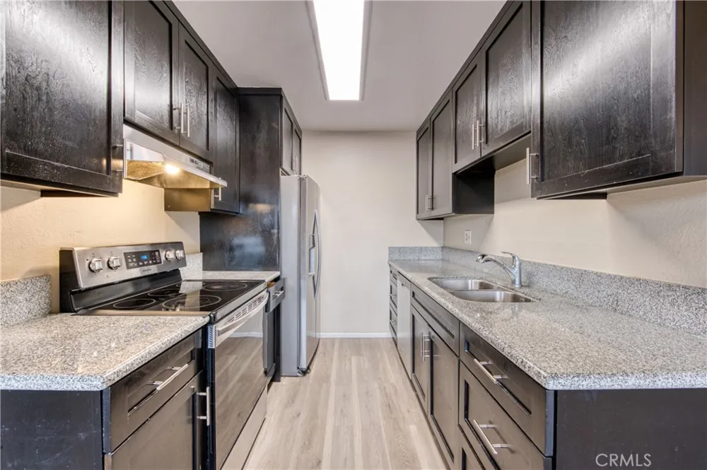 277 Pleasant Street #206 Pasadena, CA 91101