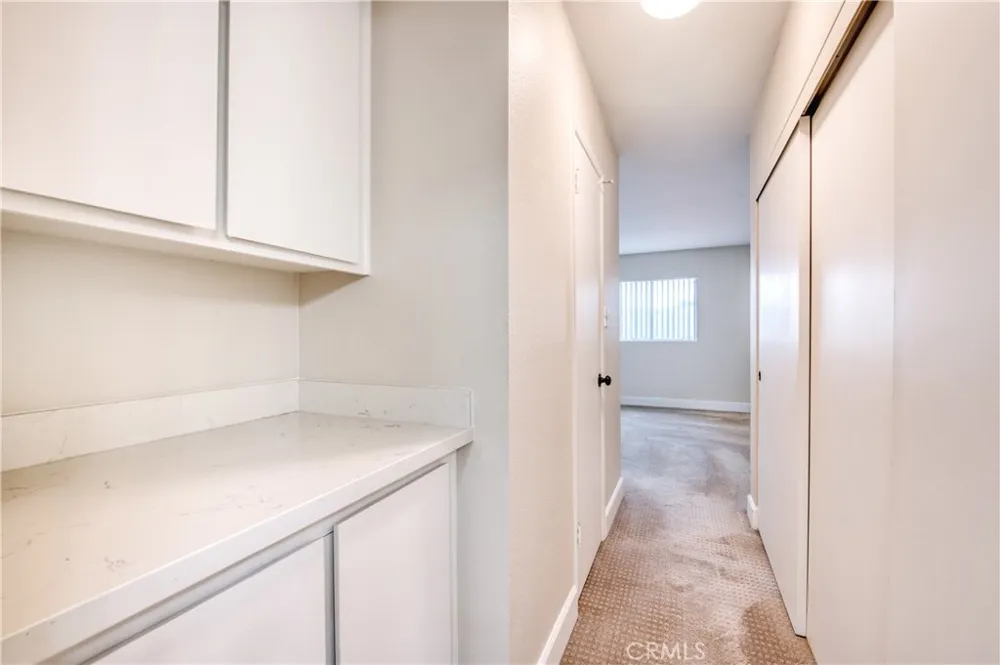 277 Pleasant Street #206 Pasadena, CA 91101