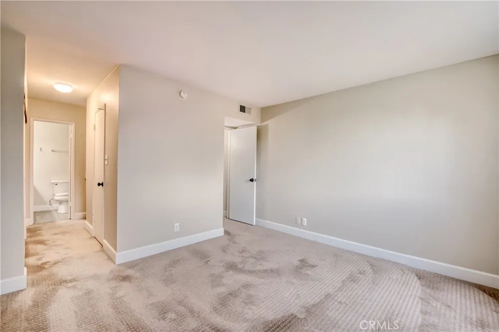 277 Pleasant Street #206 Pasadena, CA 91101