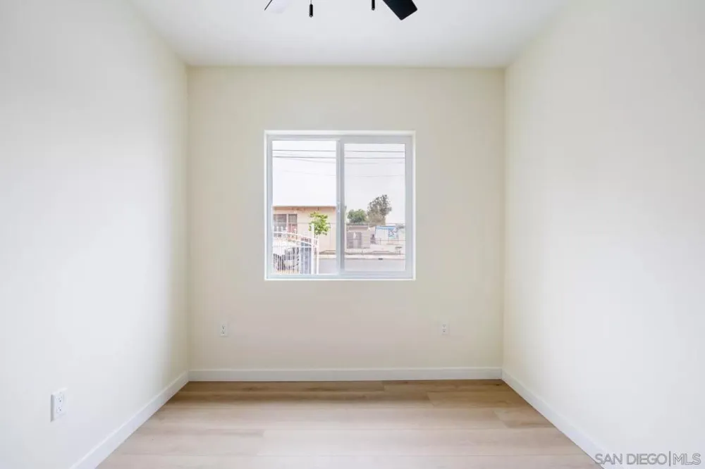 722 E 116Th Los Angeles, CA 90059