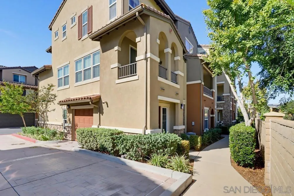 10160 Brightwood Ln #1 Santee, CA 92071