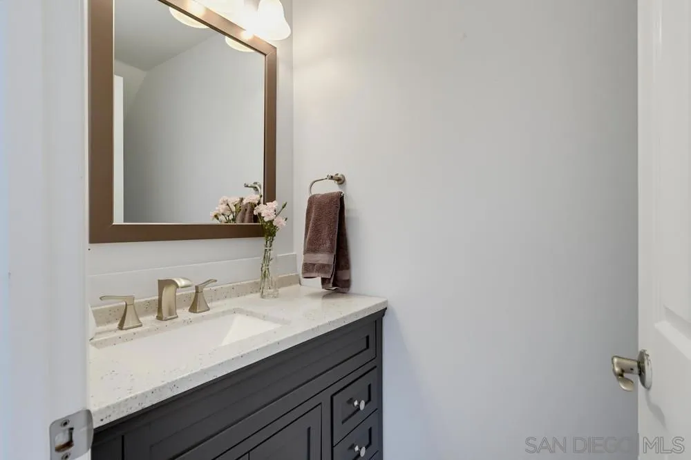 10160 Brightwood Ln #1 Santee, CA 92071