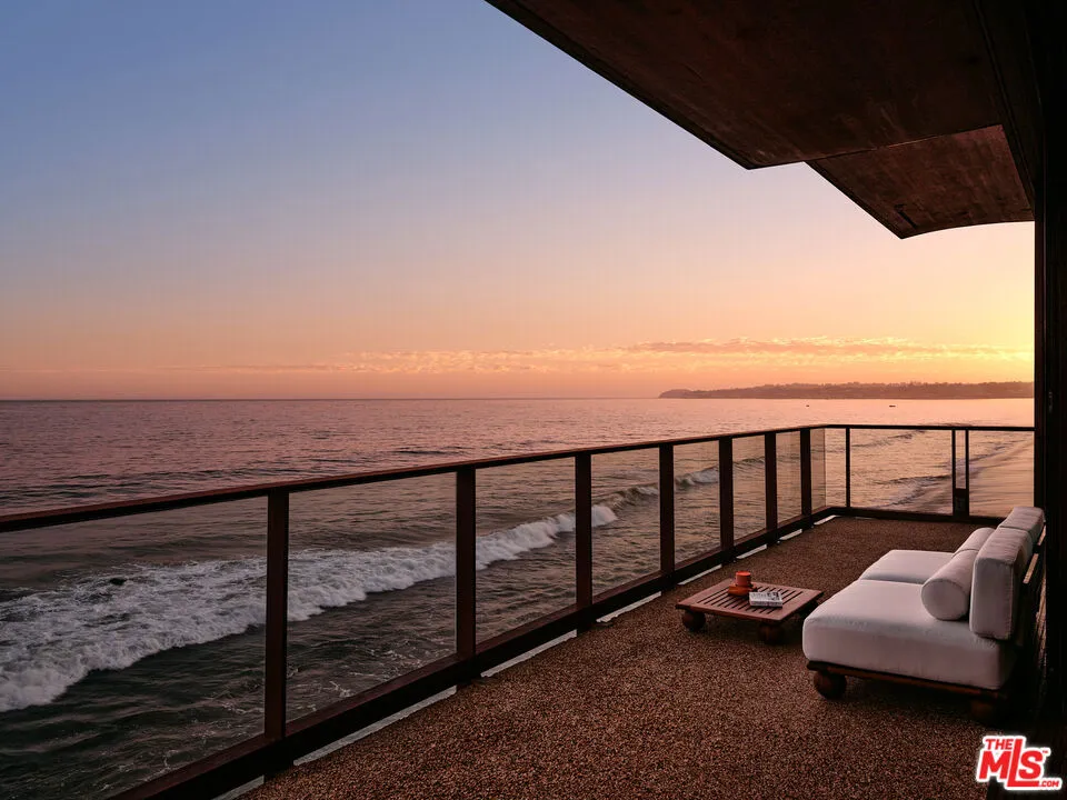 26820 Malibu Cove Colony Drive Malibu, CA 90265