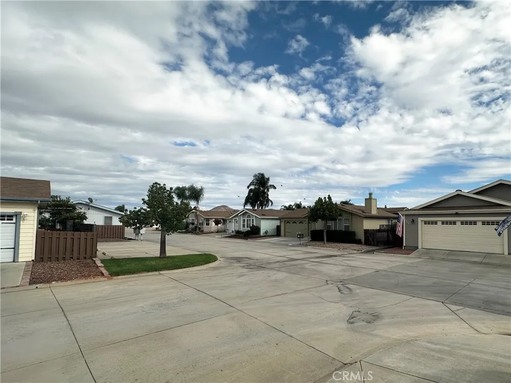 27250 Murrieta #288 Menifee, CA 92586