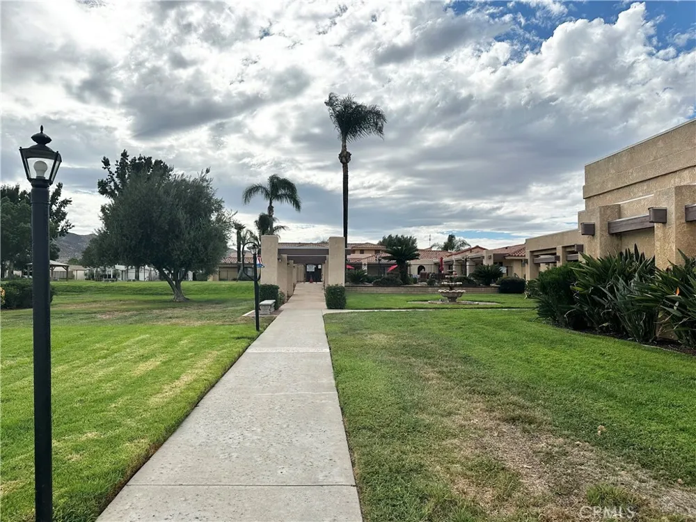 27250 Murrieta #288 Menifee, CA 92586