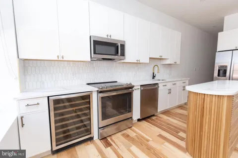 715 S 19TH STREET #1