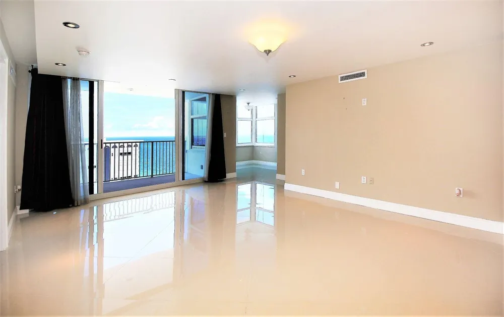 1360 S Ocean Boulevard #2806 Pompano Beach, FL 33062