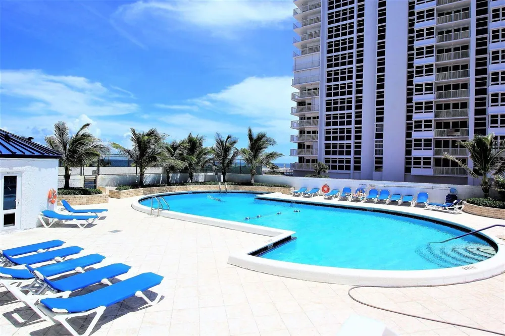 1360 S Ocean Boulevard #2806 Pompano Beach, FL 33062