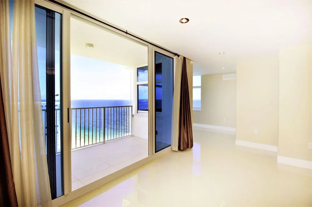 1360 S Ocean Boulevard #2806 Pompano Beach, FL 33062