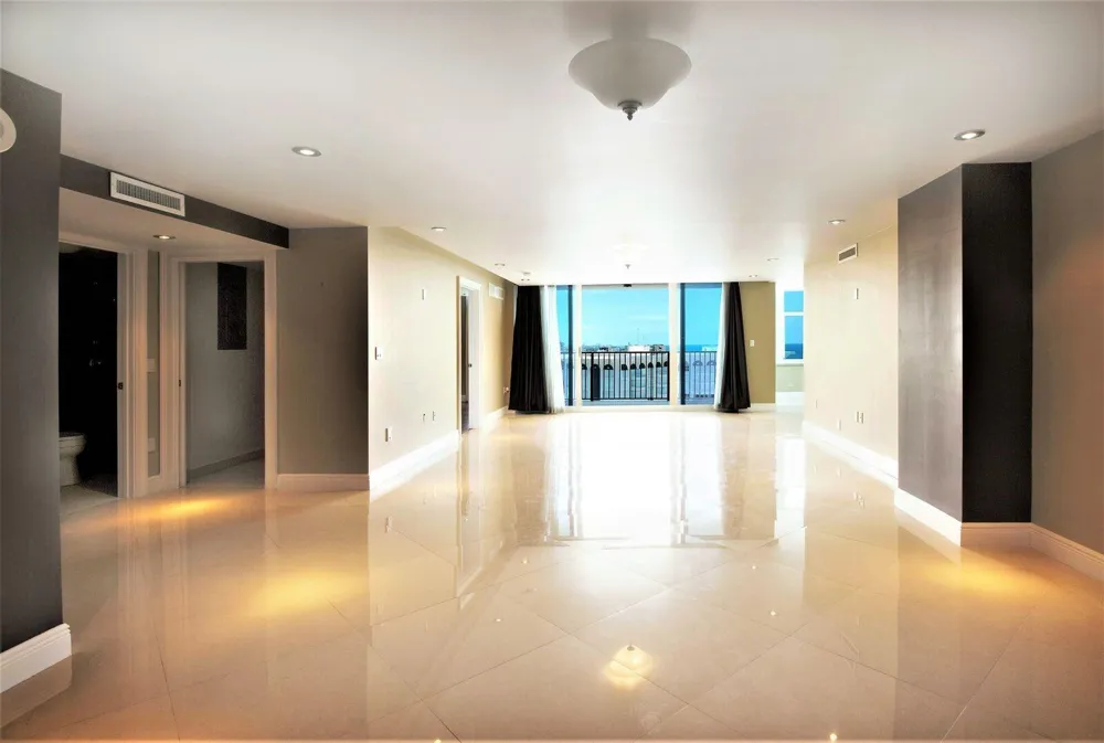 1360 S Ocean Boulevard #2806 Pompano Beach, FL 33062