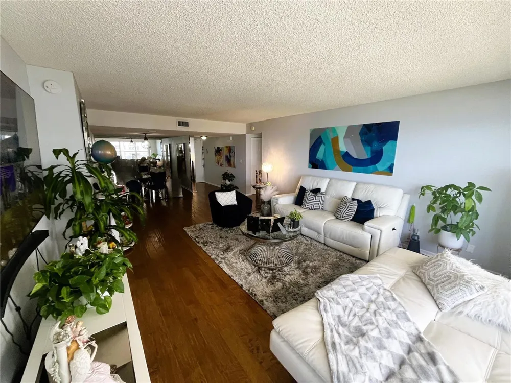 3500 Galt Ocean Drive #616 Fort Lauderdale, FL 33308
