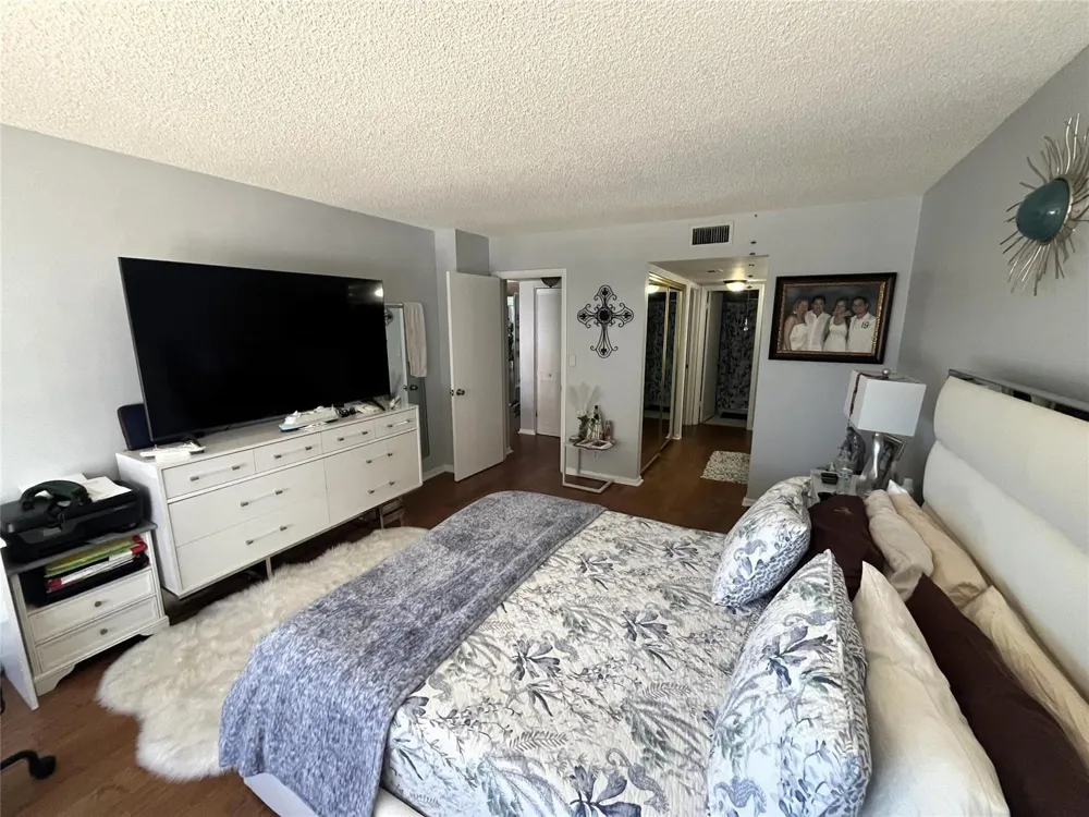 3500 Galt Ocean Drive #616 Fort Lauderdale, FL 33308