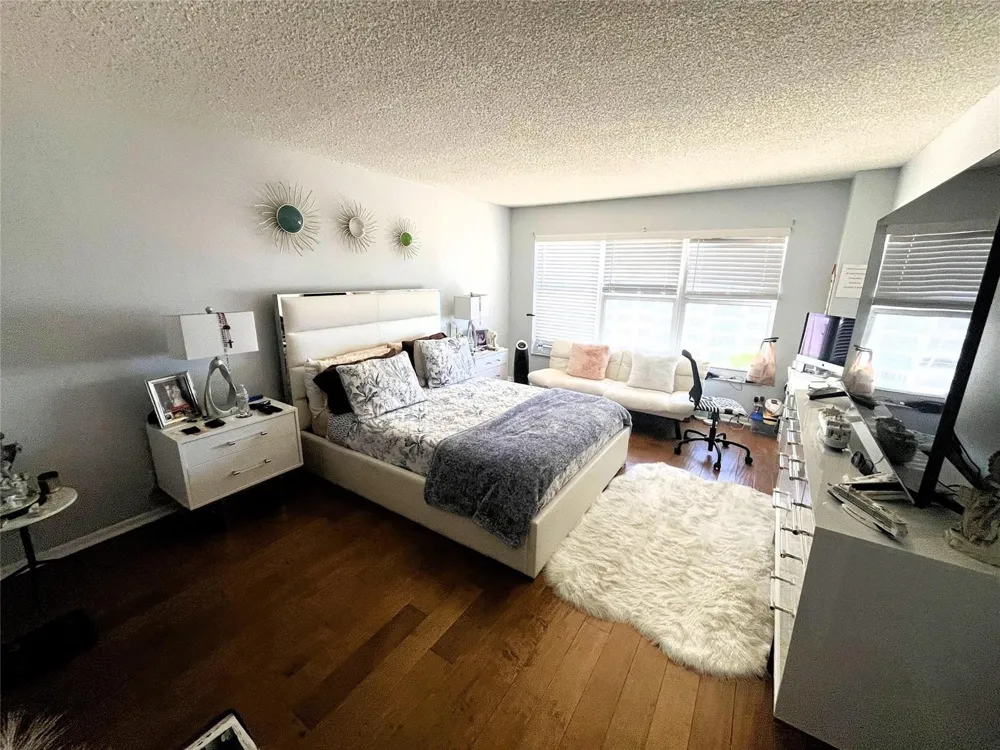 3500 Galt Ocean Drive #616 Fort Lauderdale, FL 33308