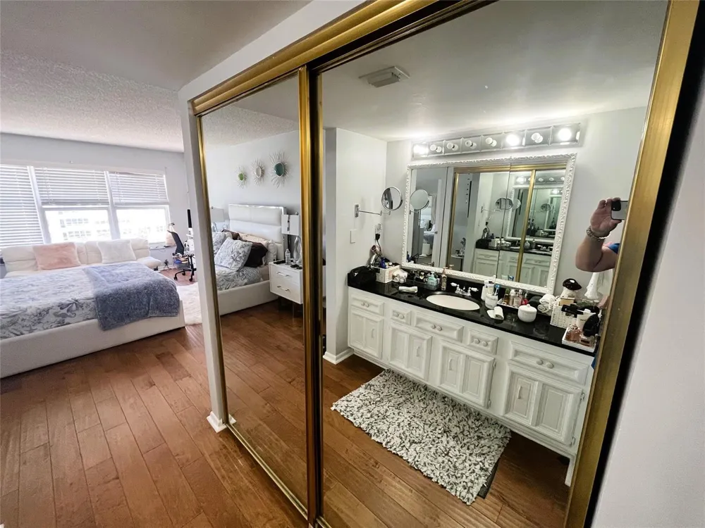 3500 Galt Ocean Drive #616 Fort Lauderdale, FL 33308