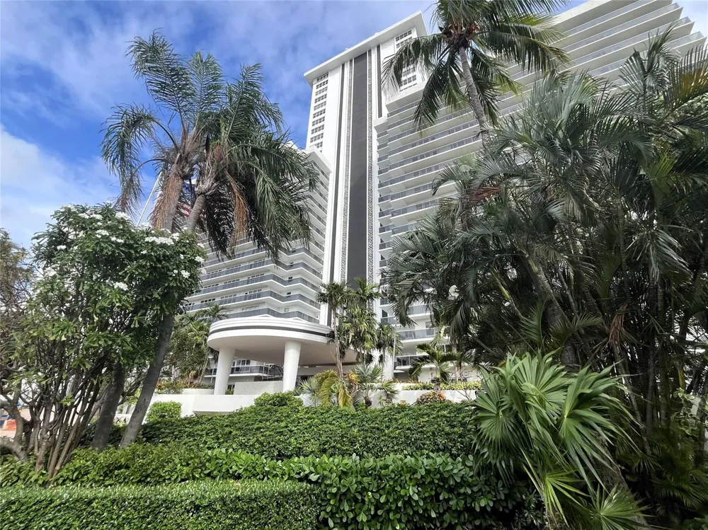 3500 Galt Ocean Drive #616 Fort Lauderdale, FL 33308