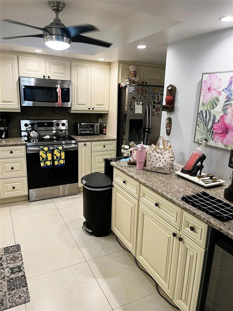 3500 Galt Ocean Drive #616 Fort Lauderdale, FL 33308