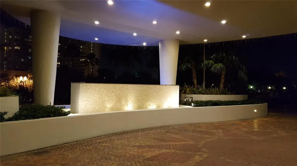 3500 Galt Ocean Drive #616 Fort Lauderdale, FL 33308
