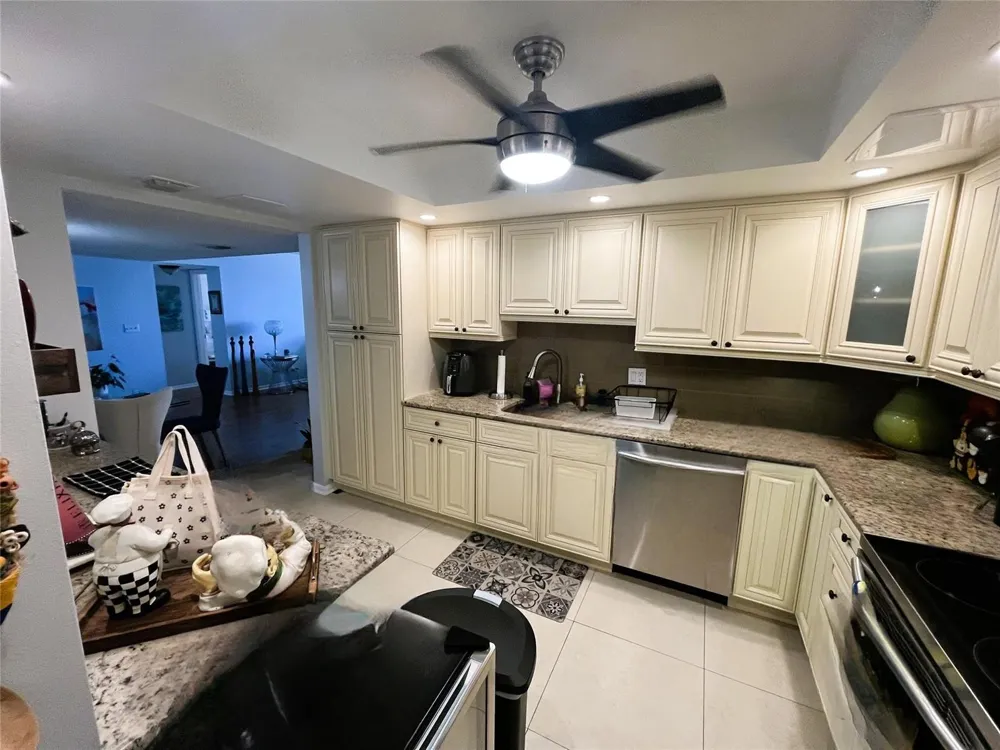 3500 Galt Ocean Drive #616 Fort Lauderdale, FL 33308