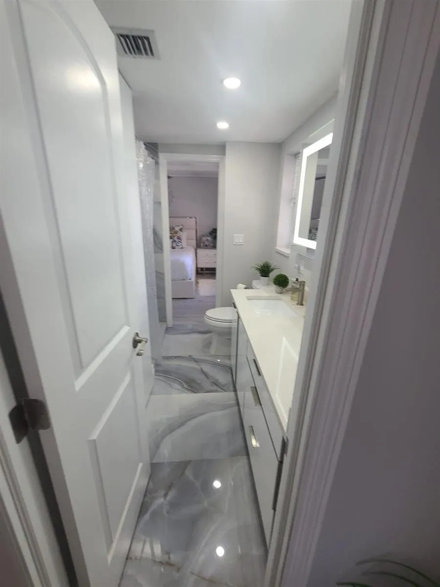200 S Birch Road #901 Fort Lauderdale, FL 33316