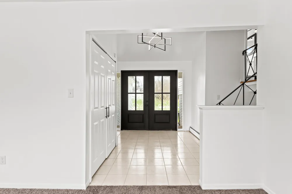 22589 Bell Brook Street Southfield, MI 48034