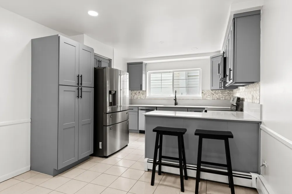 22589 Bell Brook Street Southfield, MI 48034