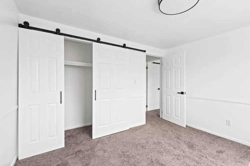 22589 Bell Brook Street Southfield, MI 48034