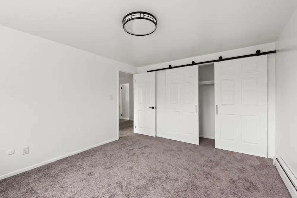 22589 Bell Brook Street Southfield, MI 48034