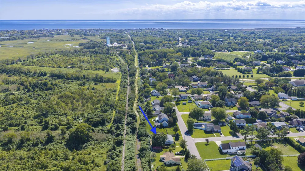 821 Cape Avenue Cold Spring, NJ 08204